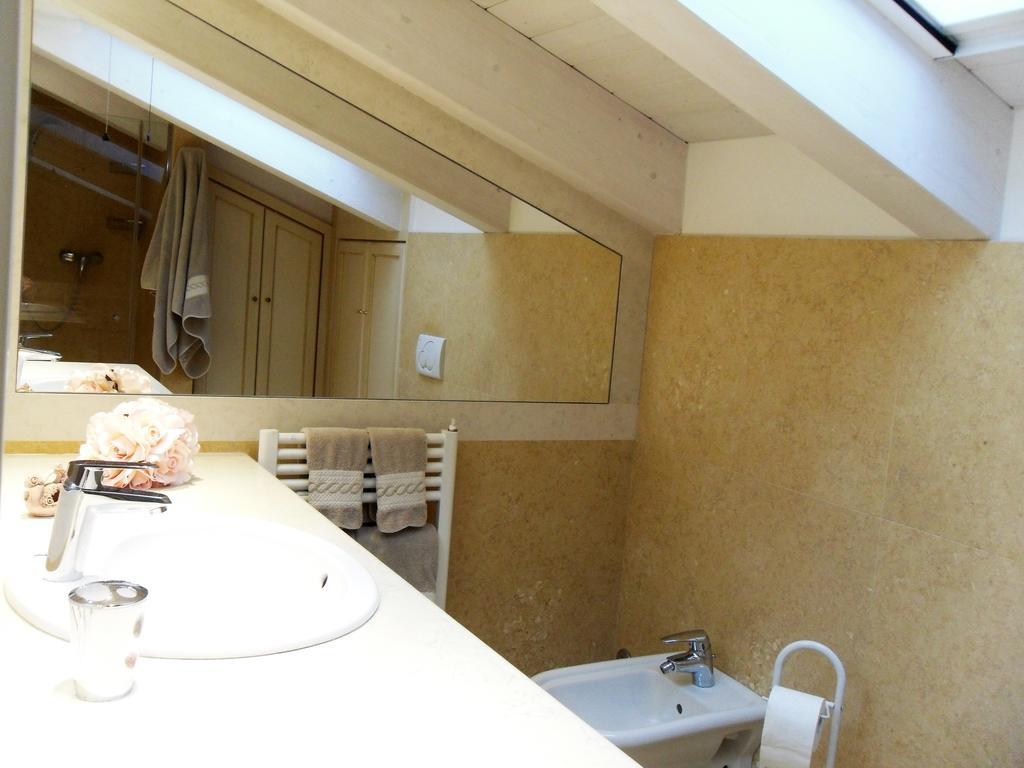 Appartamenti Agli Ulivi Peschiera del Garda Ngoại thất bức ảnh